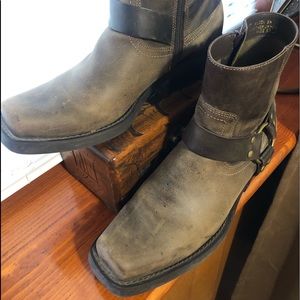 Ruff Hewn Men’s Boots size 8 woman’s size 9.5